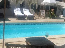 Le Mas de la Confrérie