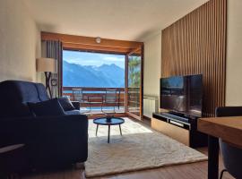 Winter Ski with stunning view, Hotel in Bruson