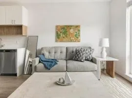 Landing Chic 1BD Courtyard Clubhouse