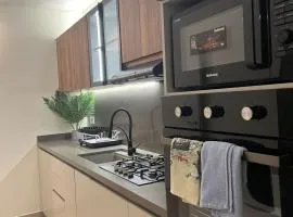 Luxury Modern Apartment in Hamra Near LAU