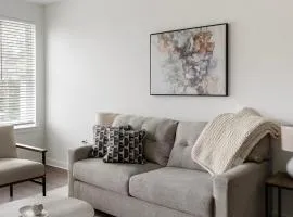 Landing Spectacular 1BD Clubhouse Gym