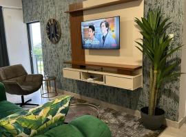 Luxury City Apartment The Habitat Gaborone, hotel en Gaborone