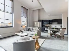 Landing Stunning 1BD Gym