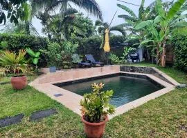 Chambre cosy avec piscine