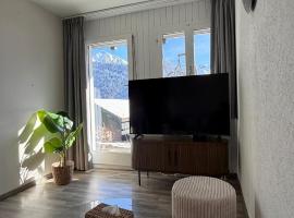 ALPINE VISTA Arrive Breathe Alpine view, Hotel in Lax