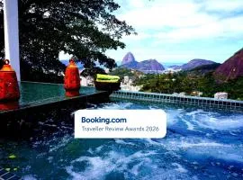 Casa Altos de Santa Teresa