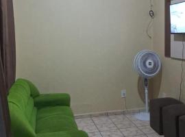 Casa com excelente localização, hotel en Boa Vista