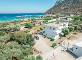 Xenia's Studio 3, Hotel in Kamári