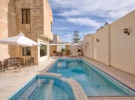 Luxurious Villa with pool