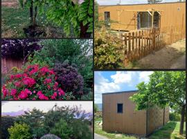 Cottage atypique en plein coeur des vignes, khách sạn ở Saint-Lambert-du-Lattay