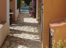 Casa Capelletes - Mediterranean Mountain Villa, hotell i Bolulla