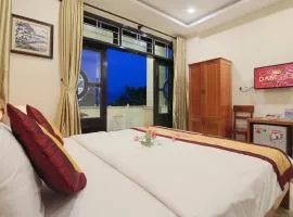 Dam Tien Hotel
