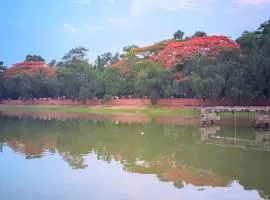 Golden 01 I Touch 4BR Apartment I Modern Living