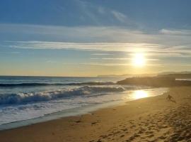 Appartamento PANORAMA N 4 POSTI LETTO，瓦拉澤的飯店