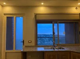 شقه للإيجار عجلون -رأس منيف