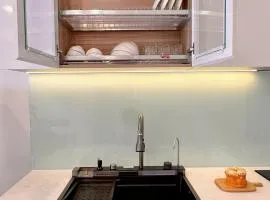 An Nhiên Vinhomes Grand Park - 2 BEDROOM BEVERLY LUXURY