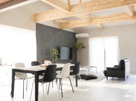 1棟貸ロフトハウスK1 日本の真ん中三重県観光拠点最大8人駐車場無料Mie Suzuka ise, hotell i Tsu