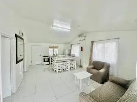 Coral Cottage - Entire Place