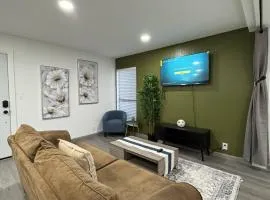 2-4 Dallas l FIFA READY l 5 Min from Love Field