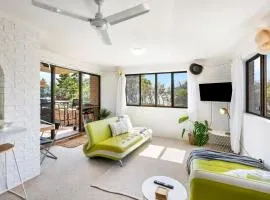 Woorim Waves - Walk to surf beach