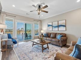 Lakefront Top Floor Condo! Perfect Location!, hotel u gradu 'Hot Springs'