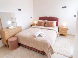 Spacious Family-Friendly Apartment, hotel a Temara