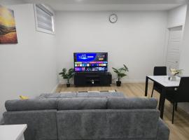 Mayfair Suite, hótel í Airdrie