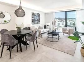 INF2.7E- Holiday home Estepona by Roomservices