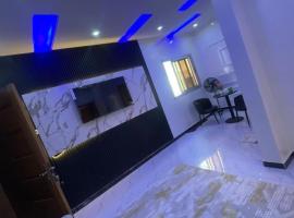 Simini immo, Hotel in Keur Massar