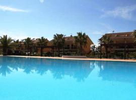 Residence Dei Margi, hotel s bazénem v destinaci Torre Faro