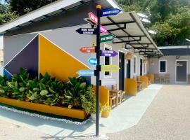 cow hill langkawi guesthouse, hotel en Langkawi Intl