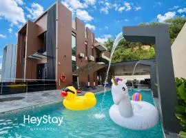 RetreatsVilla Luxury 5R4B 30Pax KTV Swimmingpool by HeyStay Management