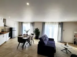 Maison des Vignes, climatisée avec ménage, draps et serviettes inclus