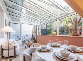 포에 위치한 호텔 Le Bucolique - T3 avec jacuzzi, véranda et jardin