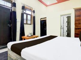 Hotel O AnubhavRooms: Etāwah şehrinde bir otel