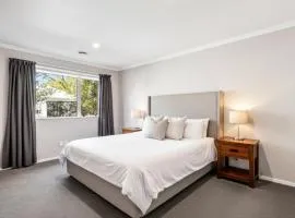 Stylish Tawa Retreat