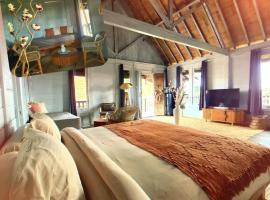 Rumah Kayu Sari, hotel en Mengwi