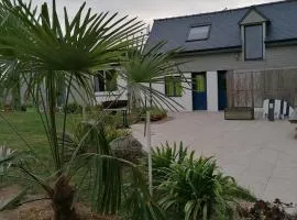 LE TRISKEL - pour 4 personnes proche plage