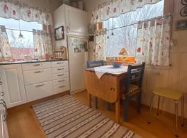 Helt hjem i lyngen, hotel a Lyngen