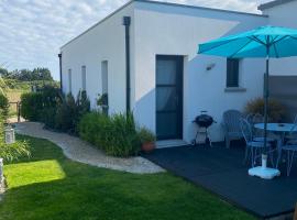 Logement entier tout confort dans maison neuve, hotell i Locquirec