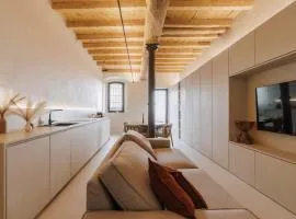 Il Bottone - Design Loft on Lake Garda