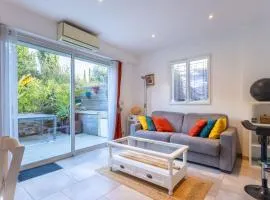 T2 avec Terrasse à Six-Fours - Piscine Parking