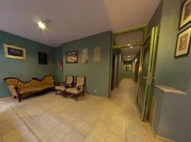 Hotel Alef