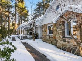 Whispering Fern - Luxe 5BR near Blue Mountain, hotel di Nesquehoning