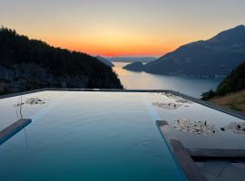Villa Tauris Lake Lucerne Spa, Pool & Views, hotell i Emmetten