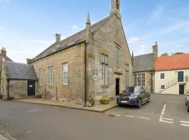 Historic 1BR Home in Culross Near Filming Sites