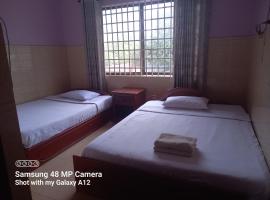 Riverside Hotel, hotel em Kratié