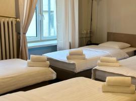 Hostel H360 - dawniej Hotelik Relax, khách sạn ở Łódź