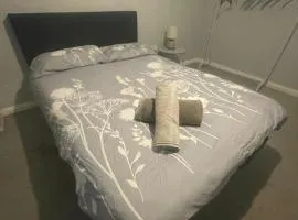 Modern 3-Bed House in Ramsgate Close to Seafront