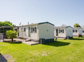 TIBU - Mobilheim 3, Campingplatz Katharinenhof, campsite sa Fehmarn